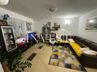 2-SOBAN STAN+TERASA + VRT+PARKING MJESTO! HVAR