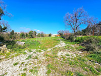 GRAĐEVINSKO STAMBENO ZEMLJIŠTE 2470 m2 , SMILJEVAC , LIŽNJAN
