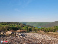 ISTRA,LABIN, OKOLICA, ZEMLJIŠTE S POGLEDOM NA MORE I U BLIZINI MORA