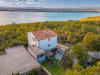 Jadranovo - kuća s 2 stambene jedinice i pogledom na more