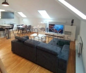 MAKSIMIR (Kušlanova) - DVOETAŽNI, NOVOUREĐEN 4-SOB. STAN 94m2