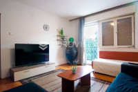 Pula, Nova Veruda - četverosobni stan NKP 75.50 m2, 45 m2 vrta