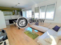 SPLIT SUKOIŠAN, ODLIČAN TROSOBAN STAN 88m2