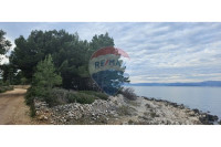 SUTIVAN - Otok Brač-PRVI RED DO MORA -Poljoprivredno zemljište 1000m2