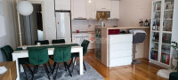 Trstenik, zgrada ORA, dvosobni stan s lođom, 72,50 m2, garažno mjesto