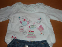 Marks&Spencer komplet majica +traperice mekane  3-6 mjeseci