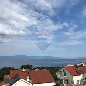 Otok Krk, Njivice - stan 76 m2