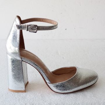 BERSHKA srebrne sandale, blok peta/ vel. 38