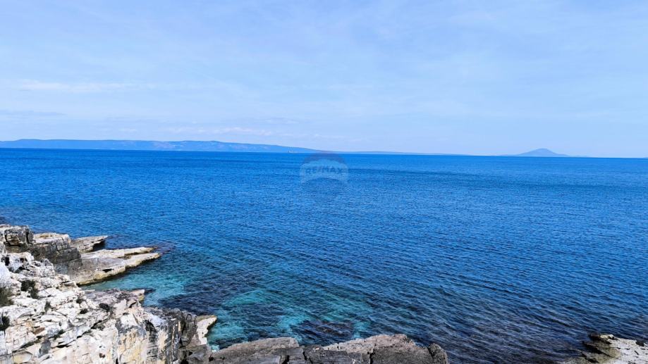 Istra, Kavran - zemljište uz plažu, pogled more